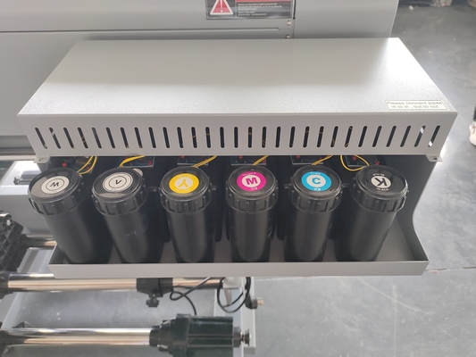Impresora de etiquetas UV de alta productividad con 3 cabezas de impresión TX800 y rodillo UV de 30 cm
